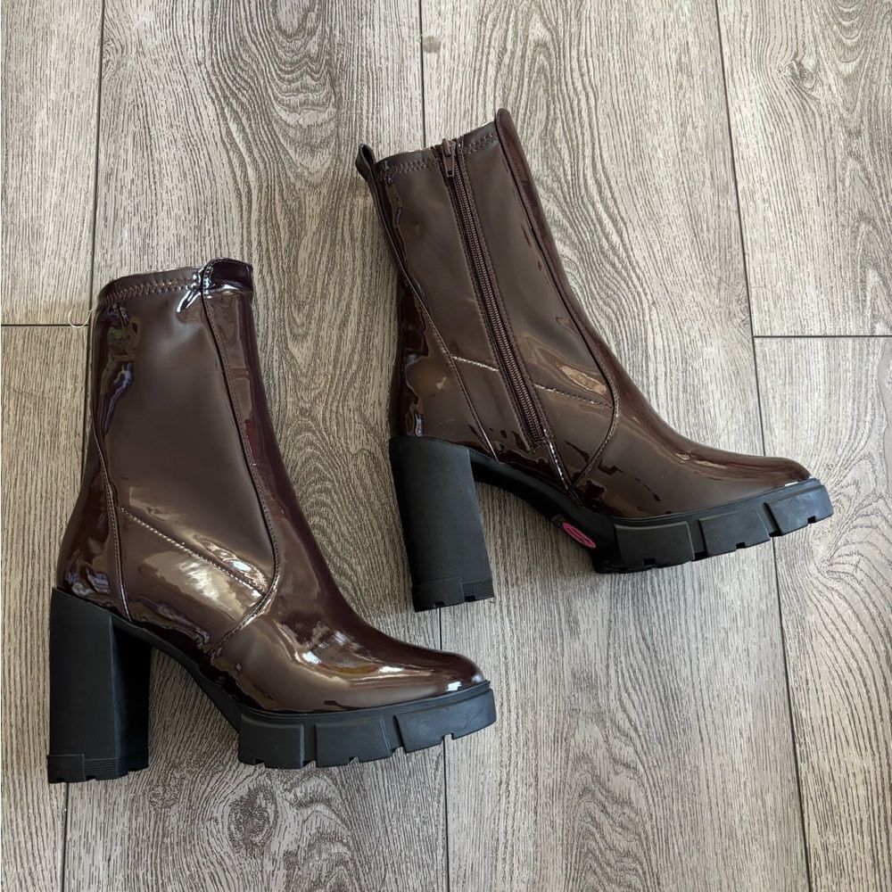 Aldo IIanna Elegant Brown ankle book lug sole Chunky Heel Boots